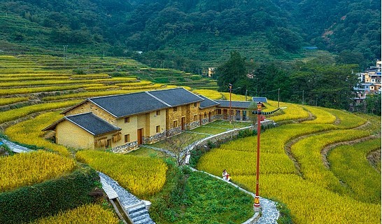 莫村女支书的云南原生态之旅，遇见不一样的乡村风情