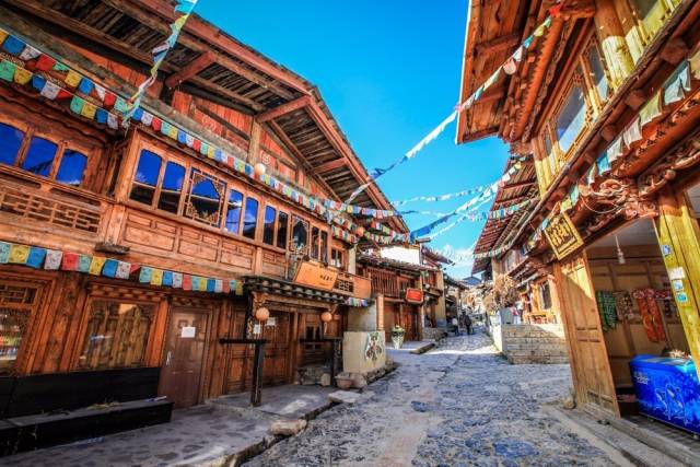 滇西北自驾环线指南 穿越雪山与古城的绝美之旅