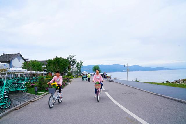 滑板青年的云南奇遇记 大理古城到洱海边的速度与激情