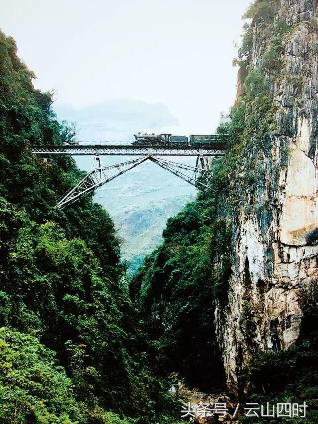 火车司机眼中的云南秘境 从轨道旁发现不为人知的美景
