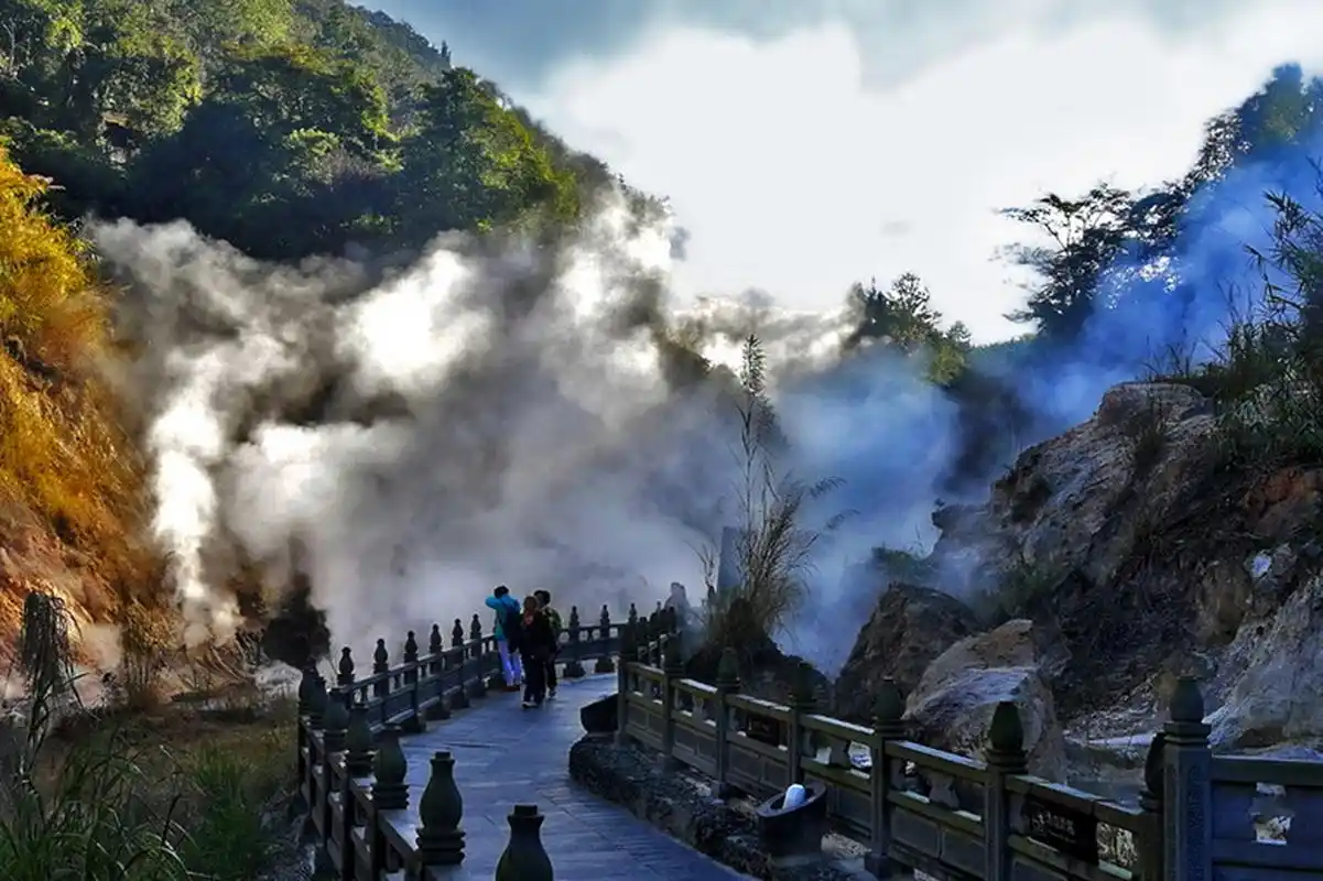 冬日云南寻雪指南 这些地方让你邂逅冰雪奇缘