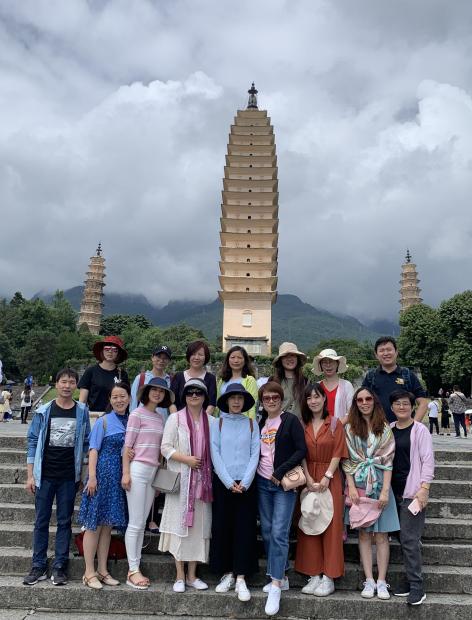 丈夫背着妻子偷偷安排云南工作之旅，真相暖心